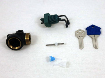 قالب تزریق پلاستیک با مواد POM و قطعه فلزی ، قطعات مورد استفاده در زمینه زندگی روزانه
